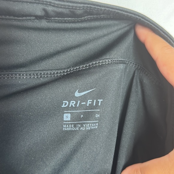 Gently used Nike Training Shorts - Picture 4 of 5